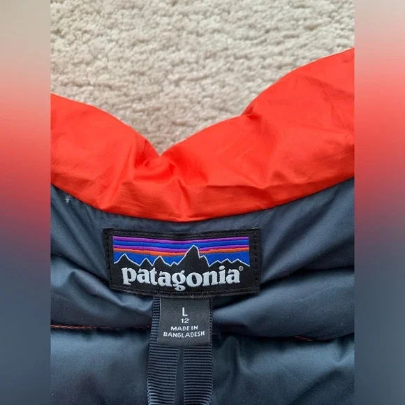 Patagonia Size L, 12, Orange Down Sweater Puffer Vest - Picture 3 of 11